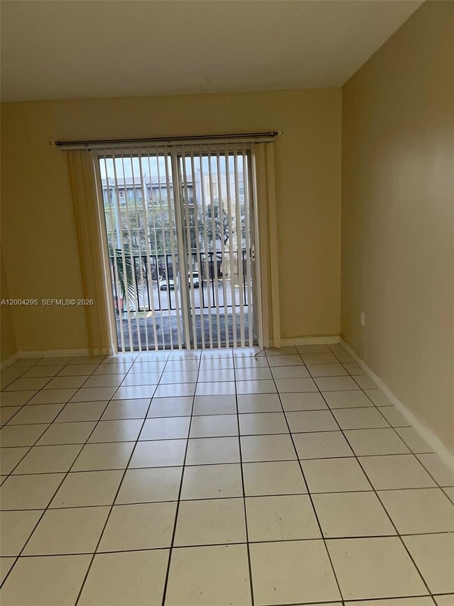 Building Photo - 5625 W 20th Ave Unit 306