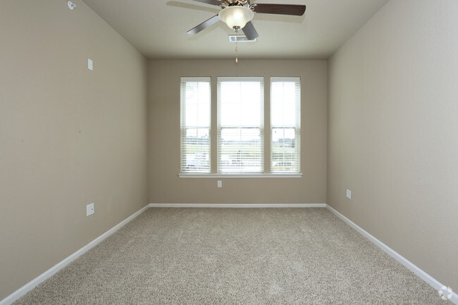 1 BR Designer Overlook - bedroom