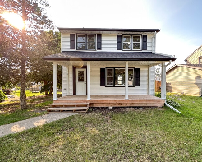 Building Photo - Diver Belt Drive Housem