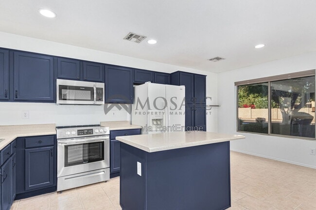 Photo - 15807 W Marconi Ave