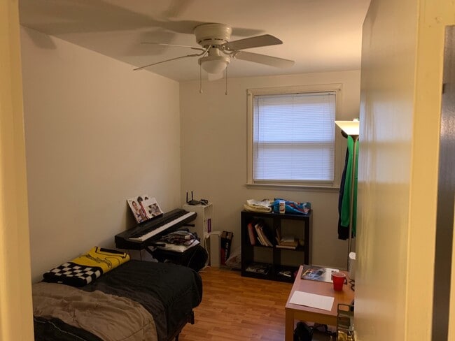 Photo - 1620 Loney St Unit 1