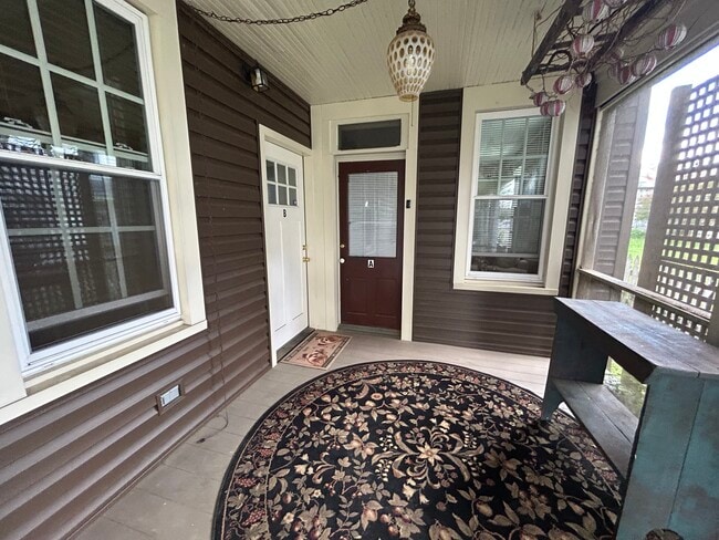 35 Front St Unit B