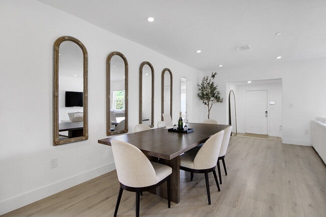 Photo - 18361 NE 20th Pl