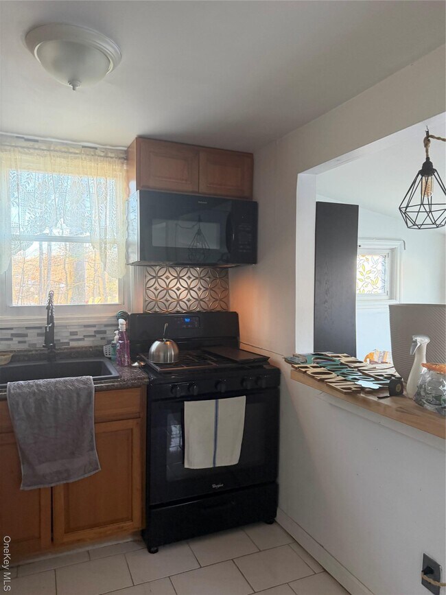 Photo - 171 Lake Shore Dr