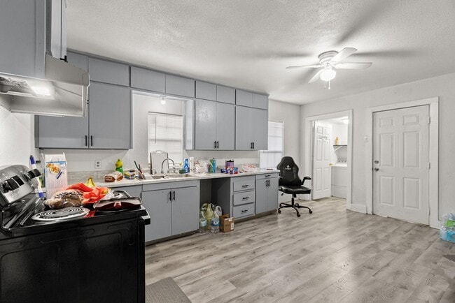 Photo - 1322 N Lincoln Ave