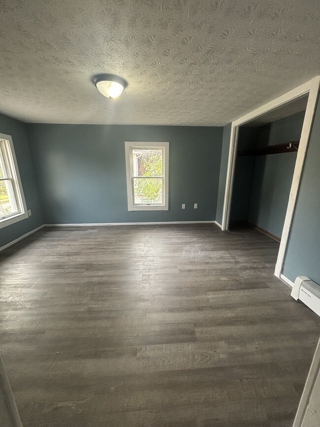 Photo - 225 E Bergey St