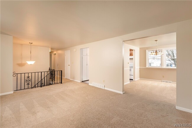 Photo - 146 Jeanmoor Rd