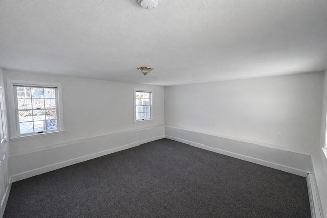 Large private bedroom with neutral finishes - 16 Miller Rd