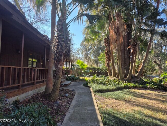 Photo - 1729 Coulee Ave