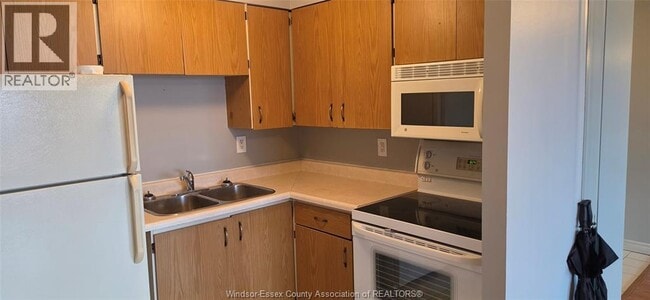 Photo - 150 PARK 715 Park Unit 715