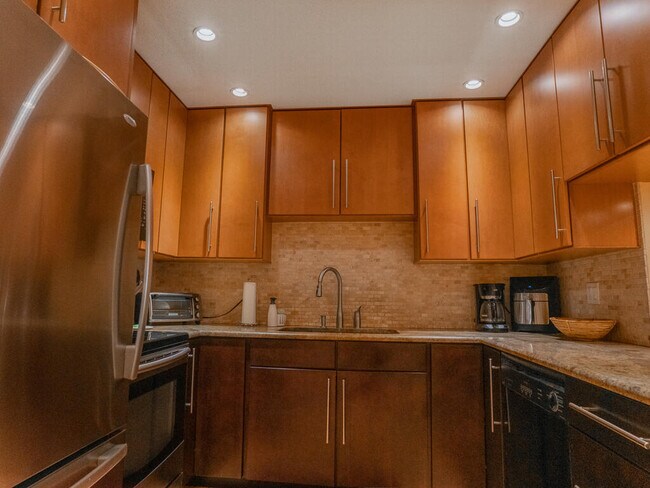 Photo - 1903 NE Media Ave