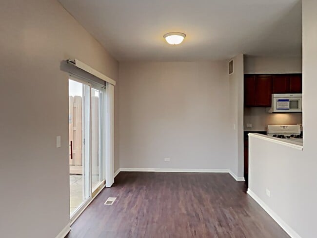 Photo - 649 Winchester Ct