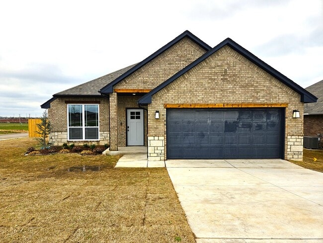 Building Photo - 19701 Brookville Dr Rental