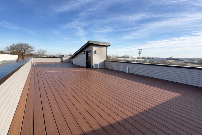 Photo - 92 E 27th St Unidad 2