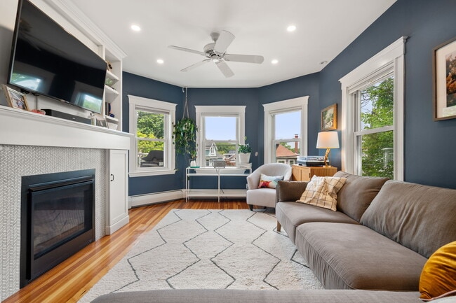 Photo - 94 Appleton St Unit 94