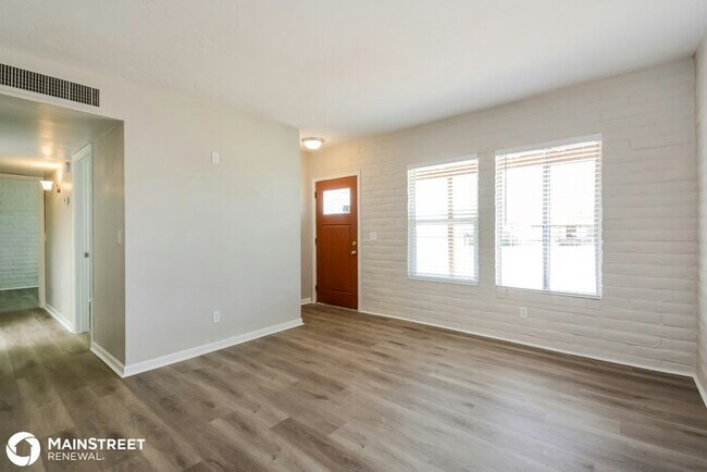 Photo - 7549 E Irvington Rd