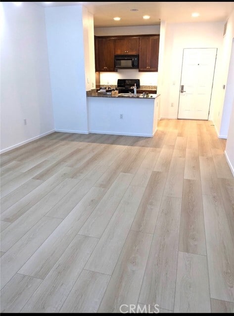 Photo - 2324 Scholarship