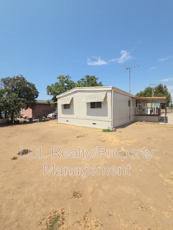 Building Photo - 27642 Van Buren Ave