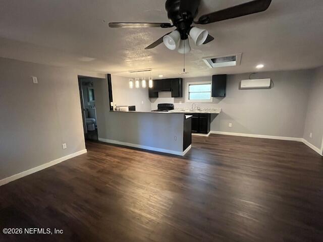 Photo - 601 W Peniel Rd