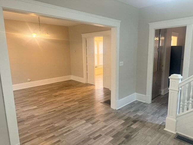 Photo - 2091 W 100th St