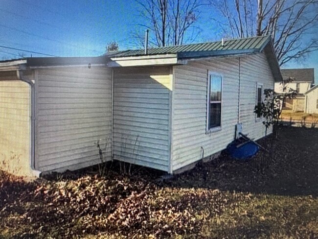 Photo - 202 E South St