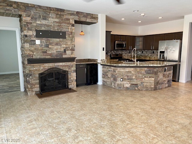 Photo - 300 Fancrest St