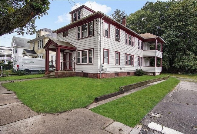 Photo - 1012 Narragansett Blvd