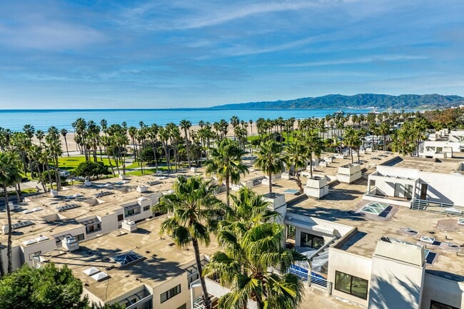 Photo - 140 Ocean Park Blvd