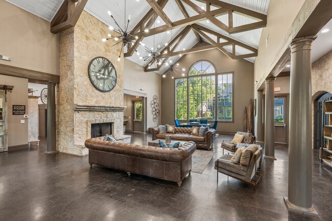 Clubhouse - Lounge Area
