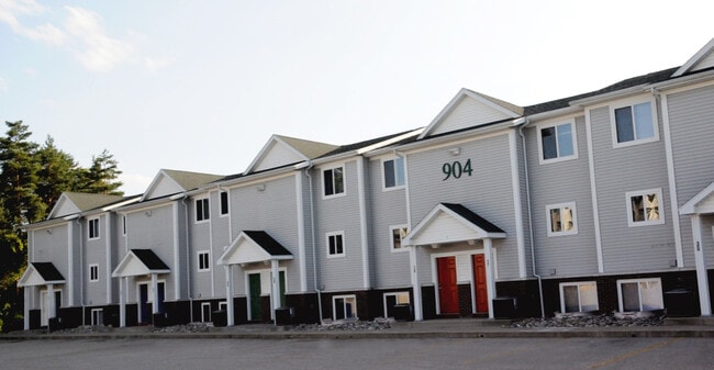 Building Photo - 904 Douglas St Unit T42