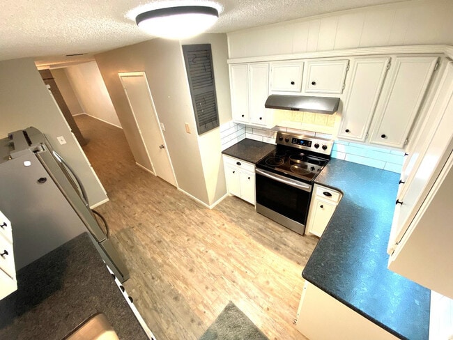 Photo - 9818 Jordan Ave