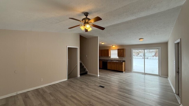 Photo - 5933 Dollar Hide S Dr