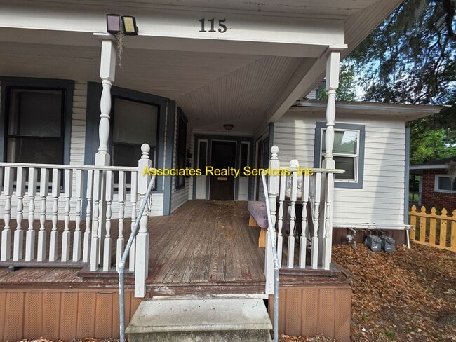 Photo - 115 NE 9th St Unidad MR65-02