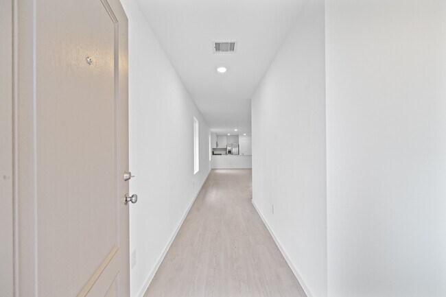 Photo - 3156 Sunset Glory Dr