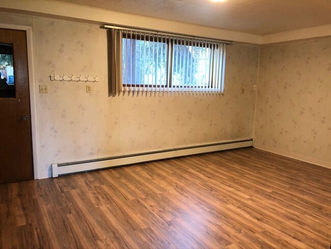 Photo - 2 Bedroom 1 Bathroom in Duplex | Near JBER & Cheney Lake! Unidad TP # 1321