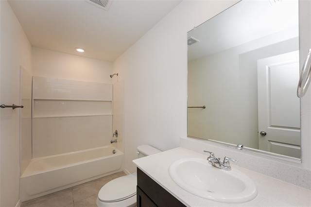 Photo - 2418 Great Belt Blvd