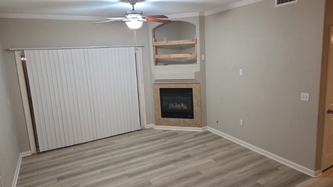 Photo - 4875 S Balsam Way Unidad 17-102 Rental