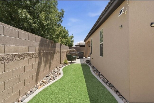 Photo - 1024 North Silver Lode Avenue