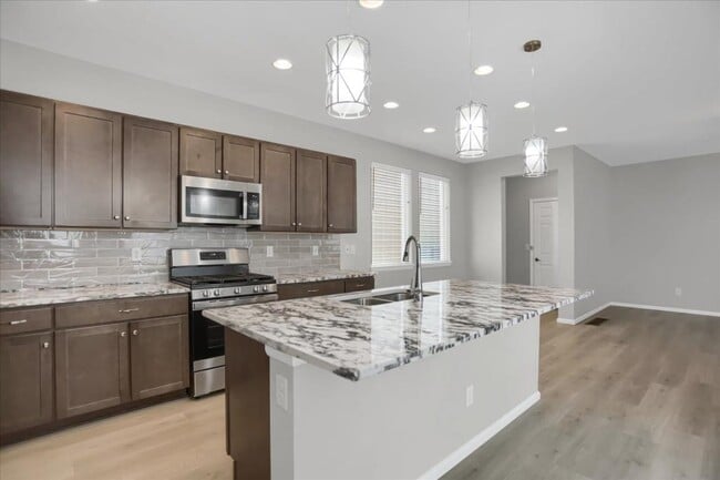 Photo - 18932 High Point Blvd