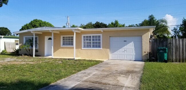 Photo - 1335 Boxwood Dr