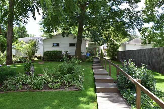 Photo - 618 Walnut St