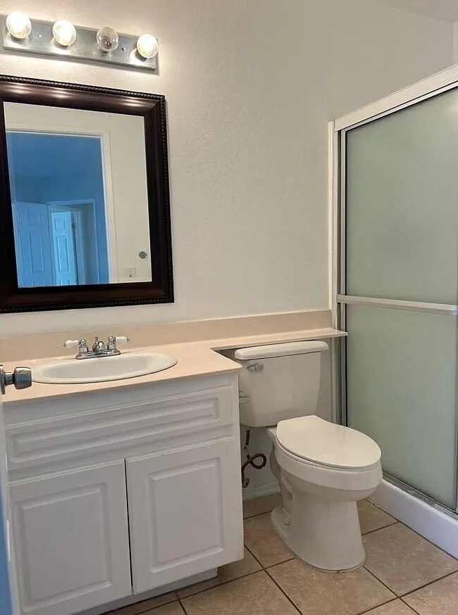 Photo - 461 Westminster Pl