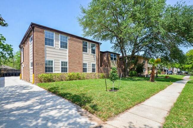 Photo - 8810 Ilona Ln Unidad 2