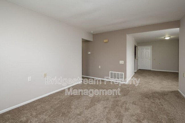 Photo - 1413 Forest Ln