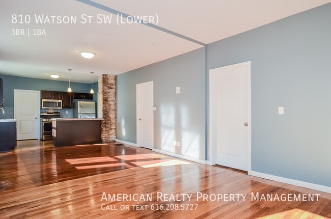 Photo - 810 Watson St SW