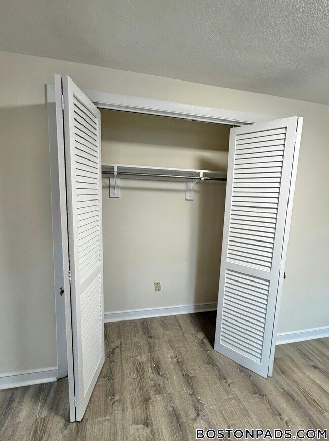 Photo - 10 Totman Dr Unit 12