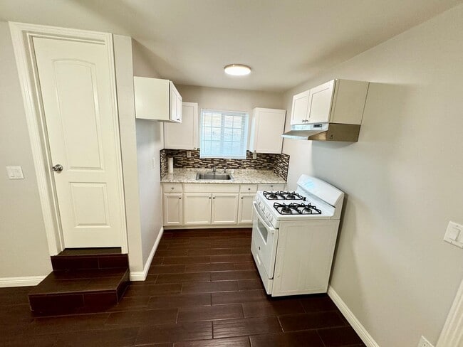 Photo - Beautifully updated 2 bedroom