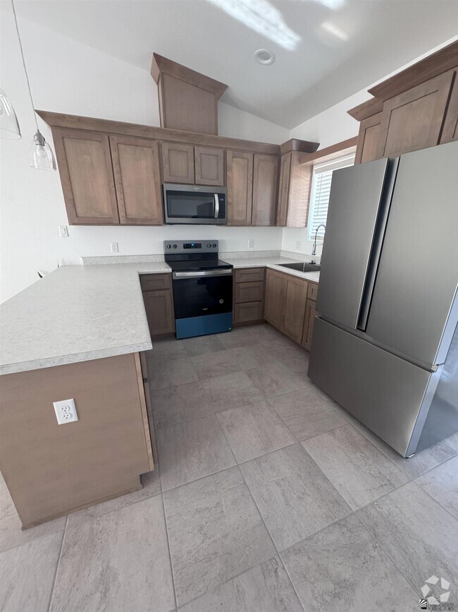 Building Photo - 241 North 23rd Trail Rental