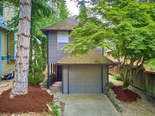 Delightful 3 bedroom home near Matthews Be... - Delightful 3 bedroom home near Matthews Be...