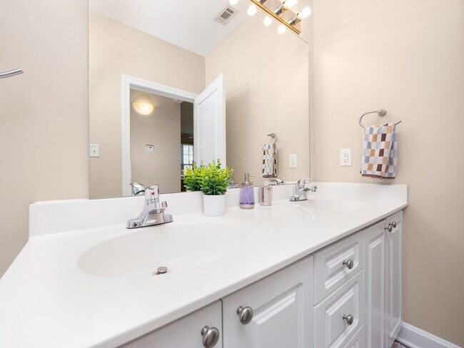 Photo - 2431 Brisbane Woods Way Unit SI ID1338737P